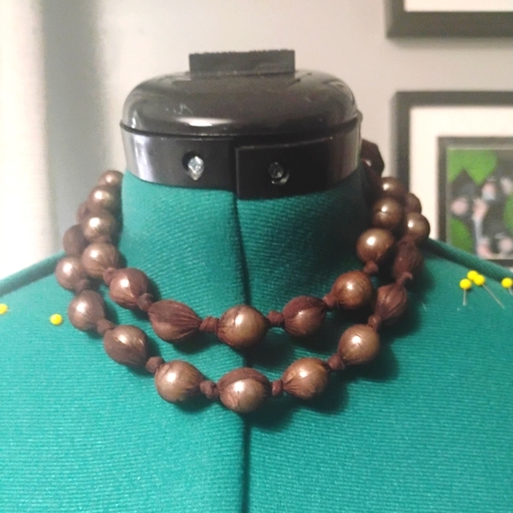 Hand Knotted Gauze Wrapped Adjustable Pearl Necklace - Picture 4 of 6